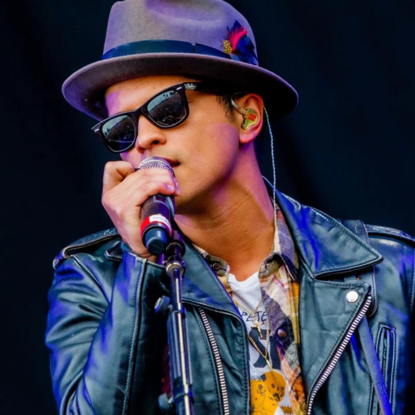 Bruno Mars Breaks the Rules with a $100 Million Deal That’s Changing Everything