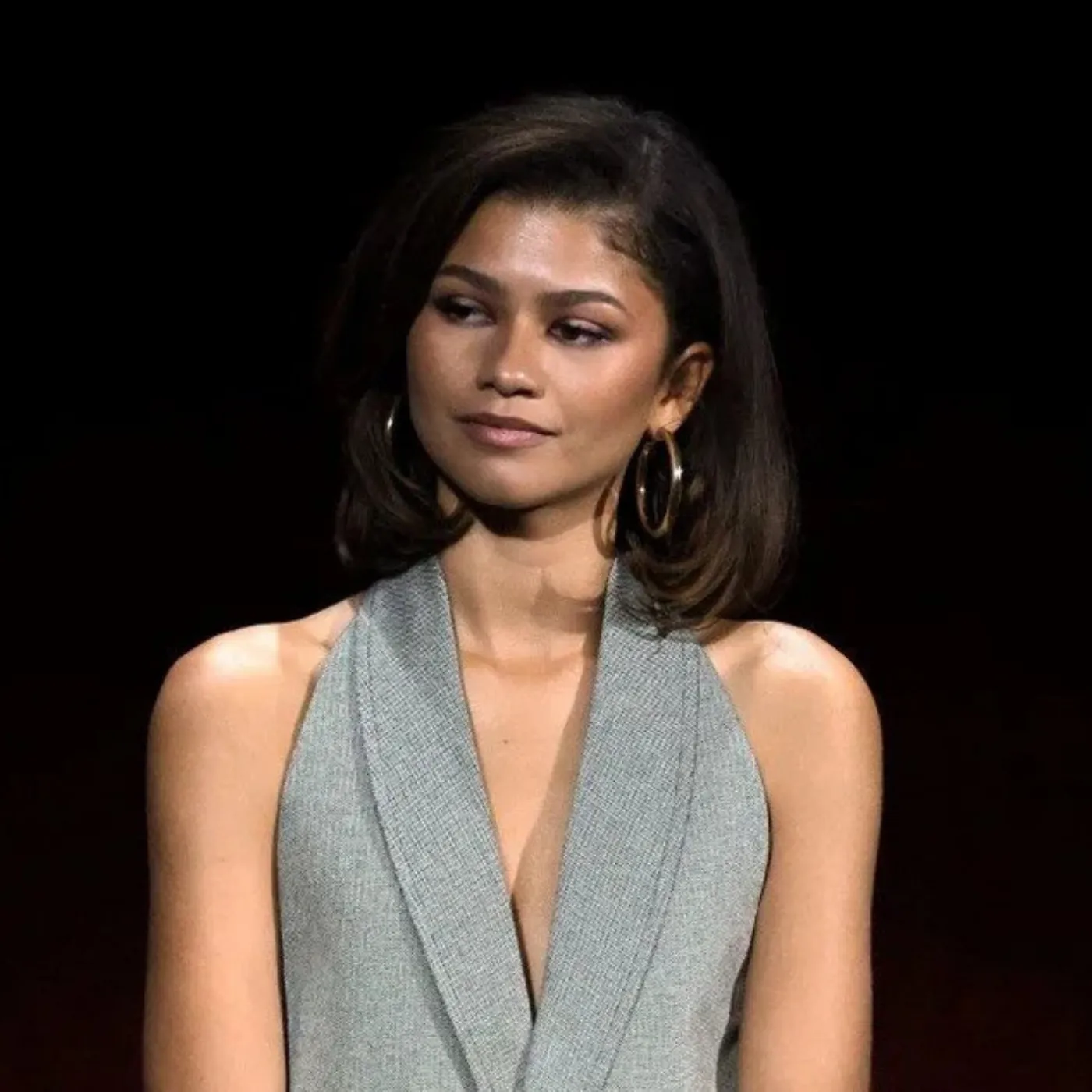 Zendaya Caught in Shocking Moment with Co-Star Fans Are Questioning What Happened