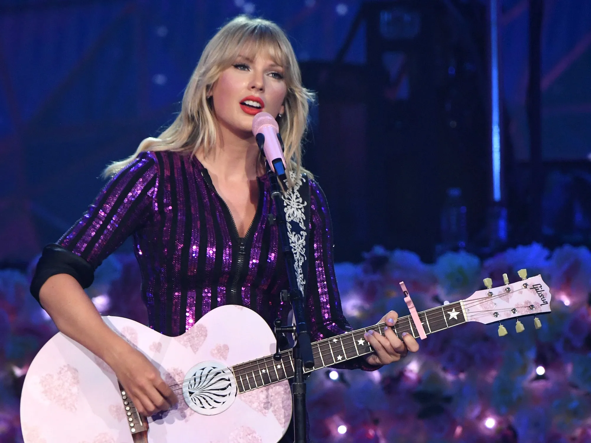15 times and still counting: Taylor Swift breaks the record with 'Lover: Live From Paris' topping the album sales chart. 3 Taylor Swift Announces City of Lover Concert Film | Pitchfork