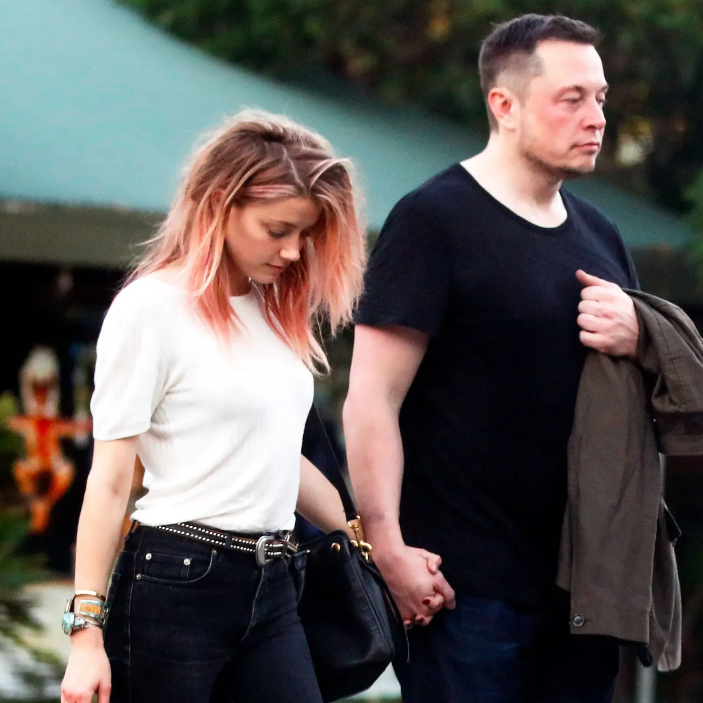 Elon Musk and Ex-Girlfriend Reunite? Mar-a-Lago Photo Sparks Explosive Rumors! 4 Elon Musk and Ex-Girlfriend Reunite? Mar-a-Lago Photo Sparks Explosive Rumors!