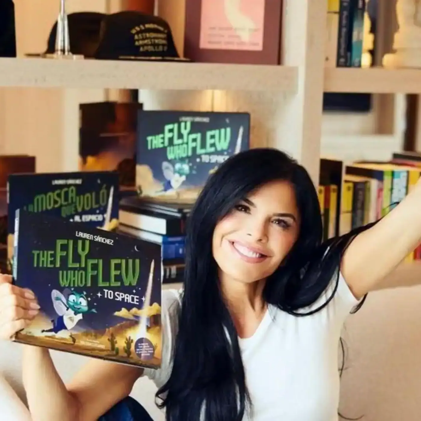 Jeff Bezos’s Girlfriend Trades Spotlight for Storybooks in Stunning Debut!