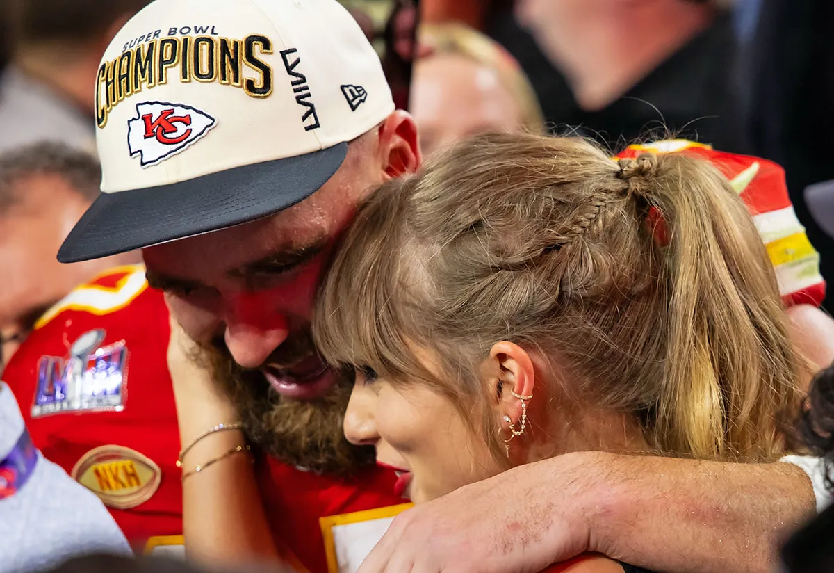 Breaking News: Fans Shocked by Images of Taylor Swift Quietly Welcoming Her Firstborn 2 Taylor Swift and Travis Kelce Take Relationship to the Next Level - Athlon Sports