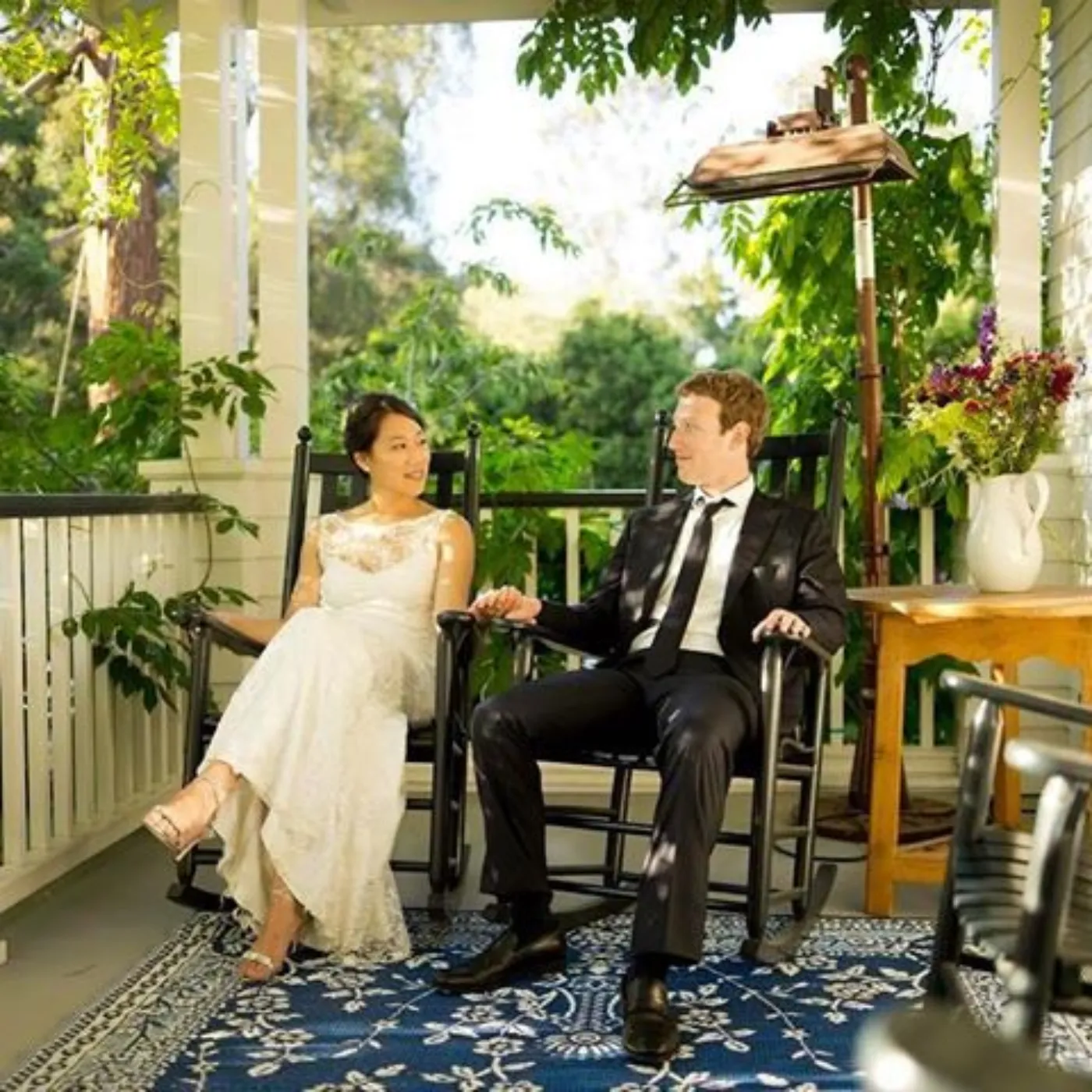 Mark Zuckerberg’s Sweet Tribute to 10 Years of Marriage: A Wedding Photo Recreated!