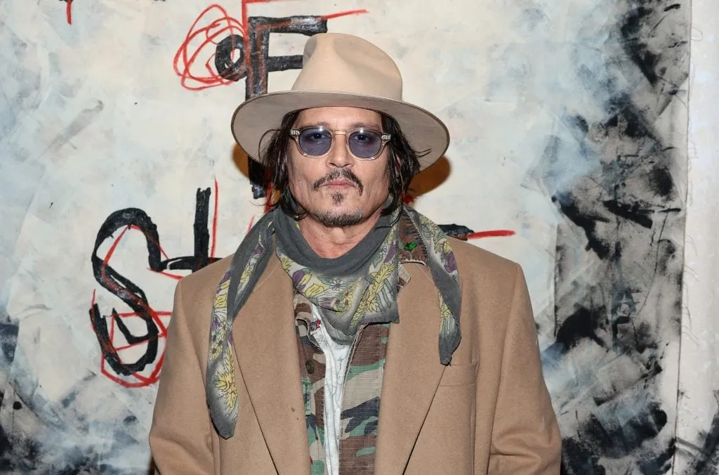 In His Latest Role, Johnny Depp Tries His Hand at Art, With a Big Show of  Stuff in New York