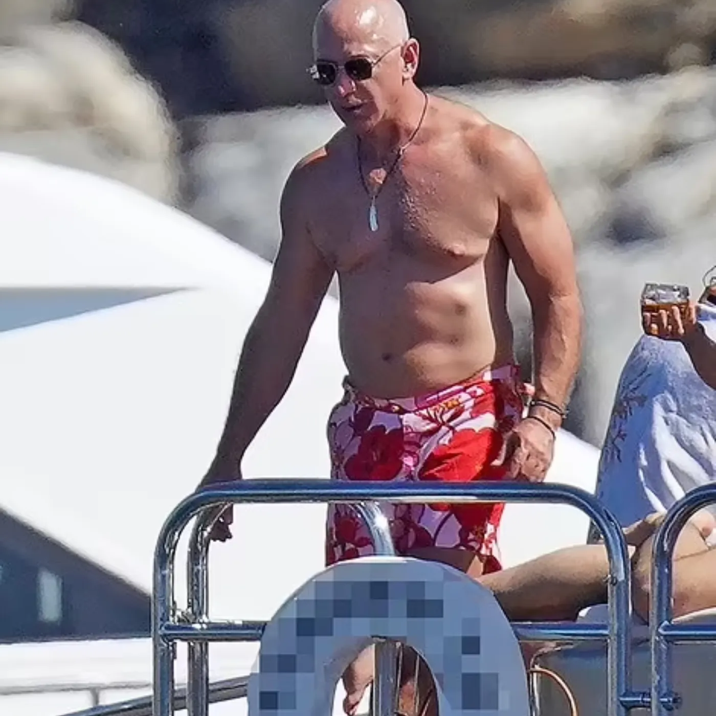 Exclusive: Jeff Bezos, 57, Flaunts Incredible Muscles While Packing on PDA with Lauren Sanchez!