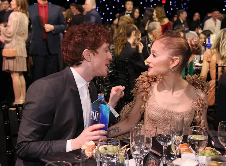 Ariana Grande & Ethan Slater’s Romantic Night at the 2025 Critics Choice Awards 2 Ariana Grande & Ethan Slater’s Romantic Night at the 2025 Critics Choice Awards