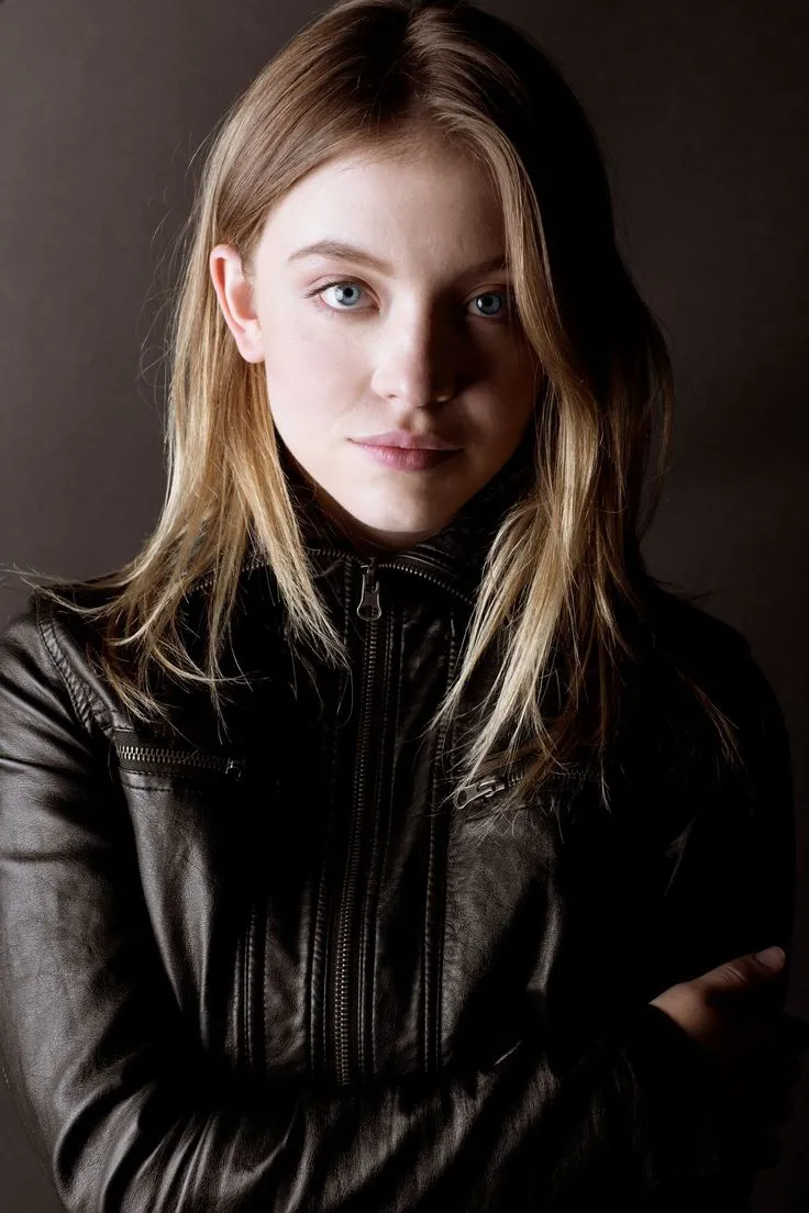 Sydney Sweeney: ‘Stop Dragging My Past Into the Spotlight!’ – The Shocking Outburst That Left Everyone Speechless!