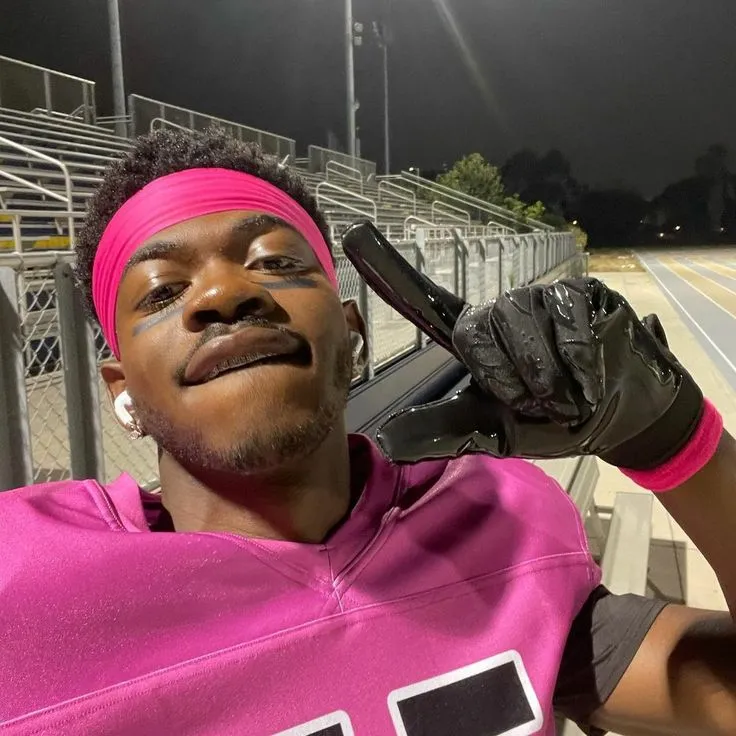 Lil Nas X: The Dream Boyfriend Everyone Secretly Wants 2 Lil Nas X: The Dream Boyfriend Everyone Secretly Wants