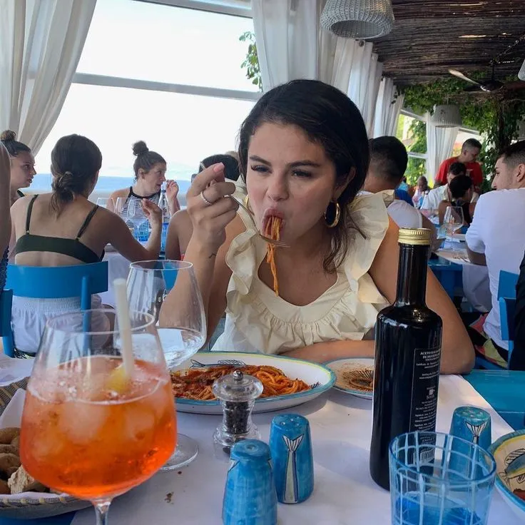 Selena Gomez and Benny Blanco Take a Spin in the Teacups on Disneyland Date