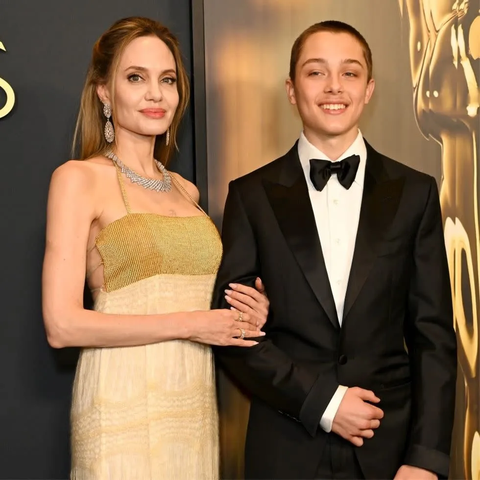 Angelina Jolie’s Unexpected Moment at Critics Choice Awards Sparks Buzz!