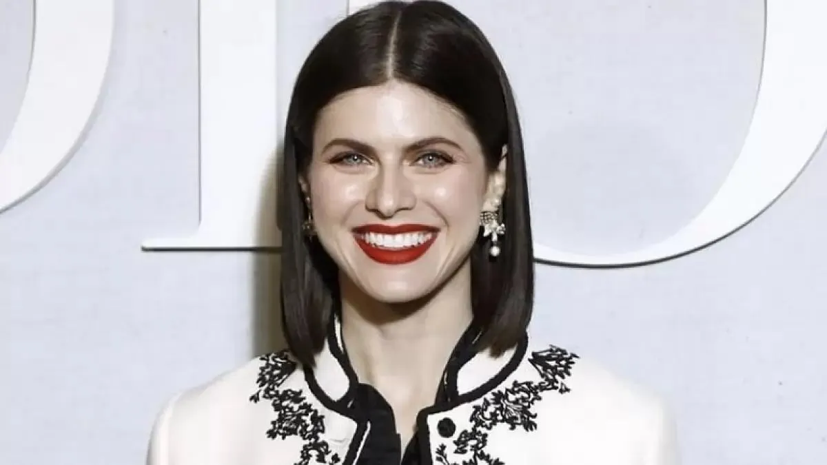 Alexandra Daddario To Feature In Drama Movie 'I Wish You All The Best'