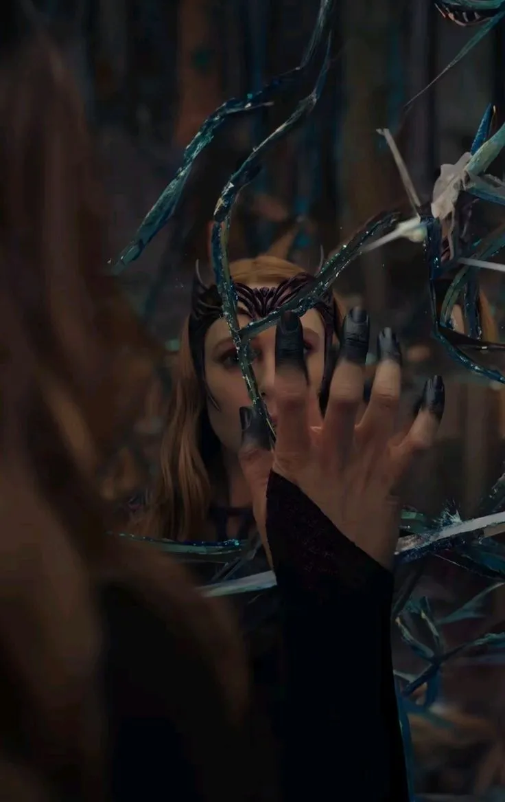 Elizabeth Olsen Knows Wanda’s Alive – But She’s Not Telling Us! 2 Elizabeth Olsen Knows Wanda’s Alive – But She’s Not Telling Us!