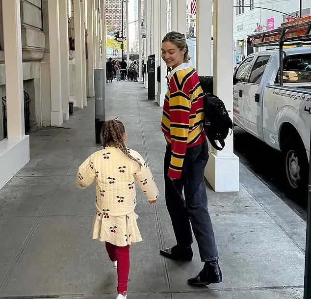 Shocking Twist: Gigi Hadid’s Precious Moments with Khai While Bradley Cooper Steals the Spotlight! 2 Shocking Twist: Gigi Hadid’s Precious Moments with Khai While Bradley Cooper Steals the Spotlight!