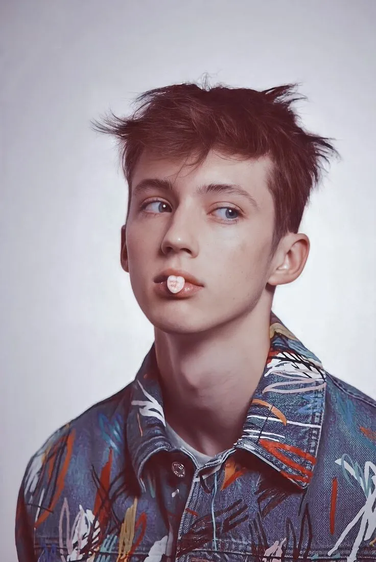 Troye Sivan's Valentine's Day Message A Tribute to Love