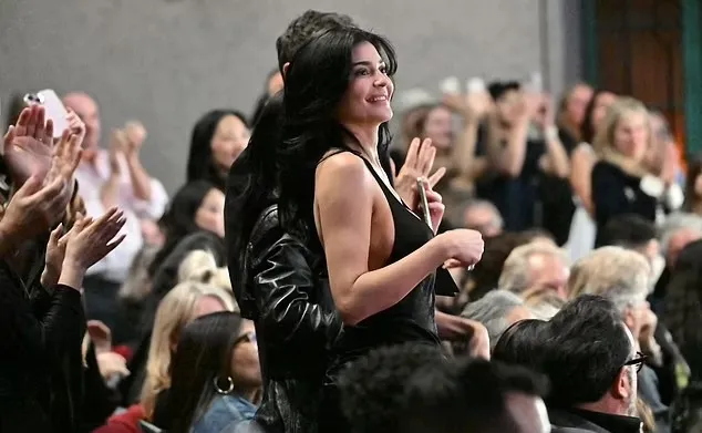 Kylie Jenner stuns in a daring gown as she gets close to Timothée Chalamet at star-studded event 2 Kylie Jenner stuns in a daring gown as she gets close to Timothée Chalamet at star-studded event