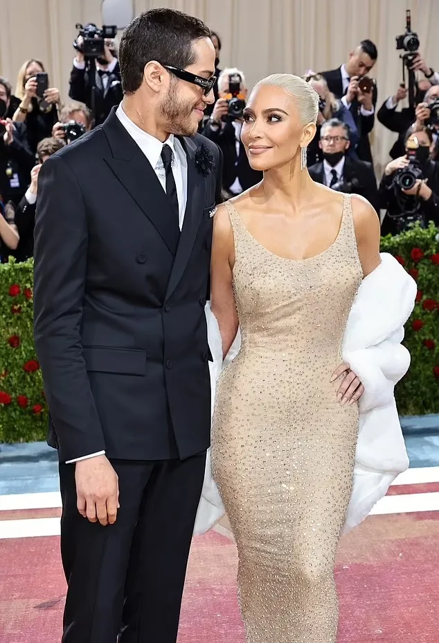 Kim Kardashian’s Beachside “Wedding” Stirs Up a Frenzy!