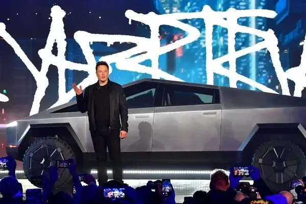 Elon Musk’s Fortune Takes a Hit as Tesla Shares Plummet