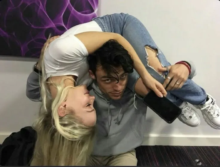 Sabrina Carpenter’s Valentine’s Day Proposal Ends in Tears