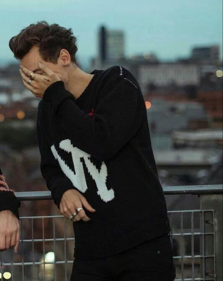 From Bandmates to Soulmates? Harry Styles' Secret Shame 2 From Bandmates to Soulmates? Harry Styles' Secret Shame