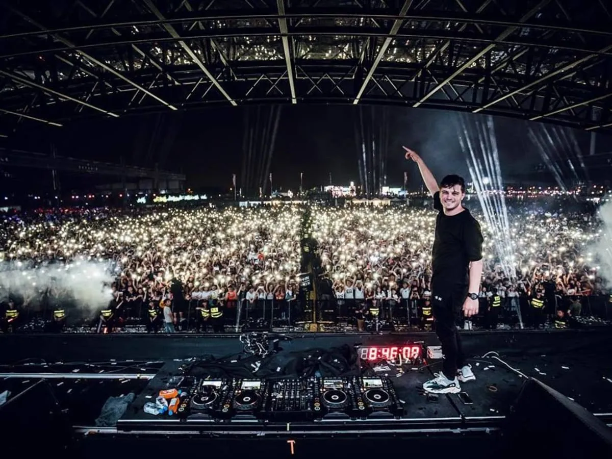 Martin Garrix announces plans for a new world tour, completely separate from music festivals 3 Get Excited for Martin Garrix's Return to the Amsterdam RAI - EDM.com - The Latest Electronic Dance Music News, Reviews & Artists