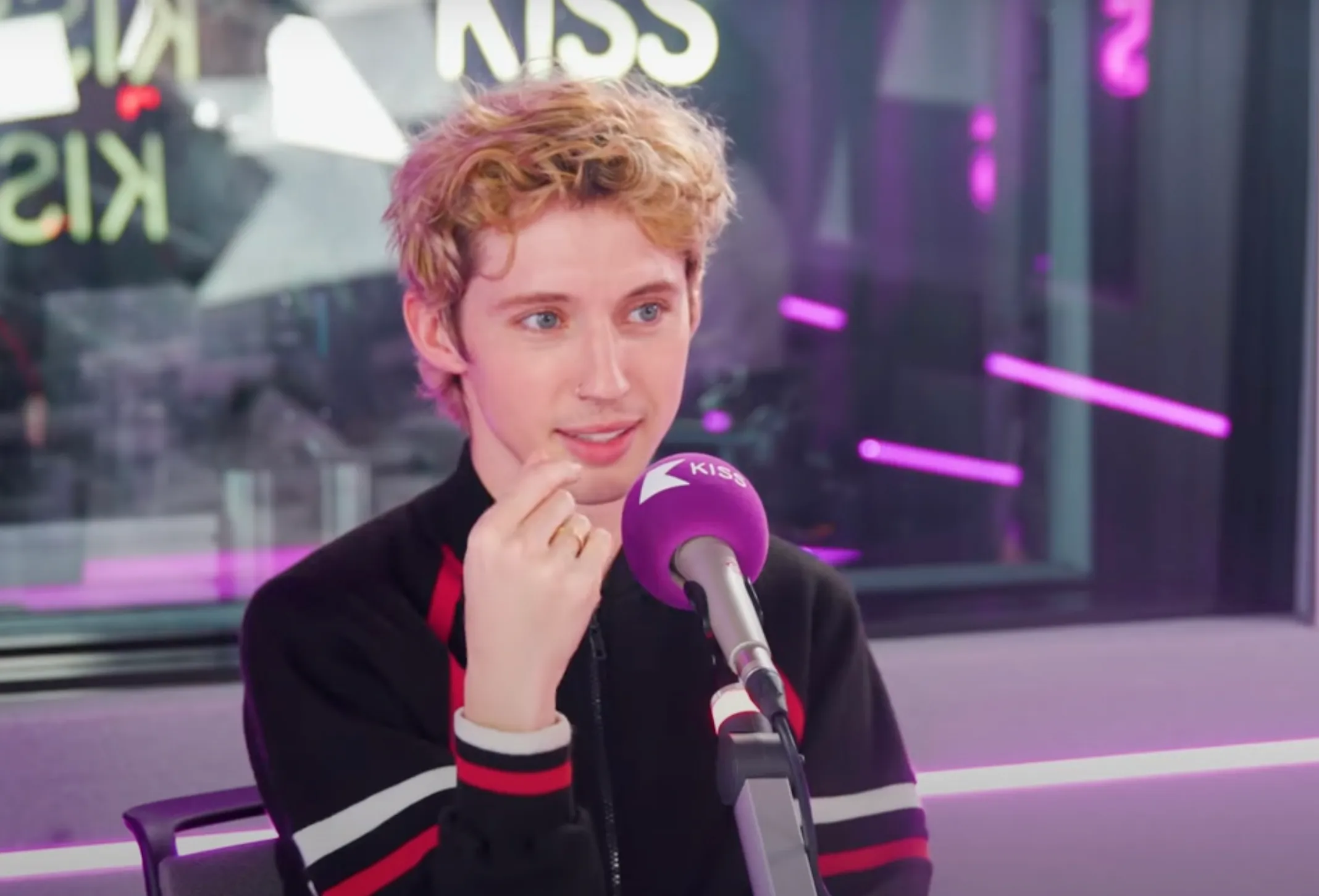 Did Troye Sivan Just Hint at a New Relationship in His Latest Interview?