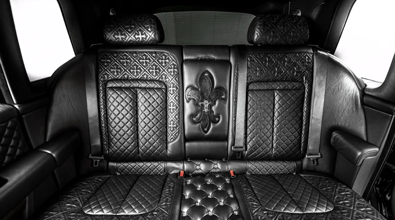 Drake’s Custom Chrome Hearts Rolls-Royce Cullinan: A New Level of Luxury and Exclusivity