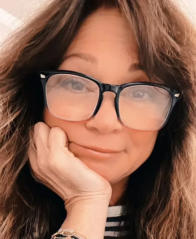 Valerie Bertinelli Opens Up About Heartbreak: "I Ruined the Last Good Man" After Split from Mike Goodnough 5 Valerie Bertinelli Opens Up About Heartbreak: "I Ruined the Last Good Man" After Split from Mike Goodnough