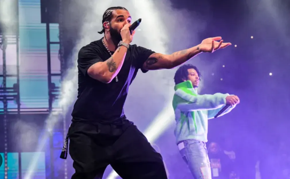 Drake Promises Fan $20K After Playing Rock Paper Scissors Mid-Concert