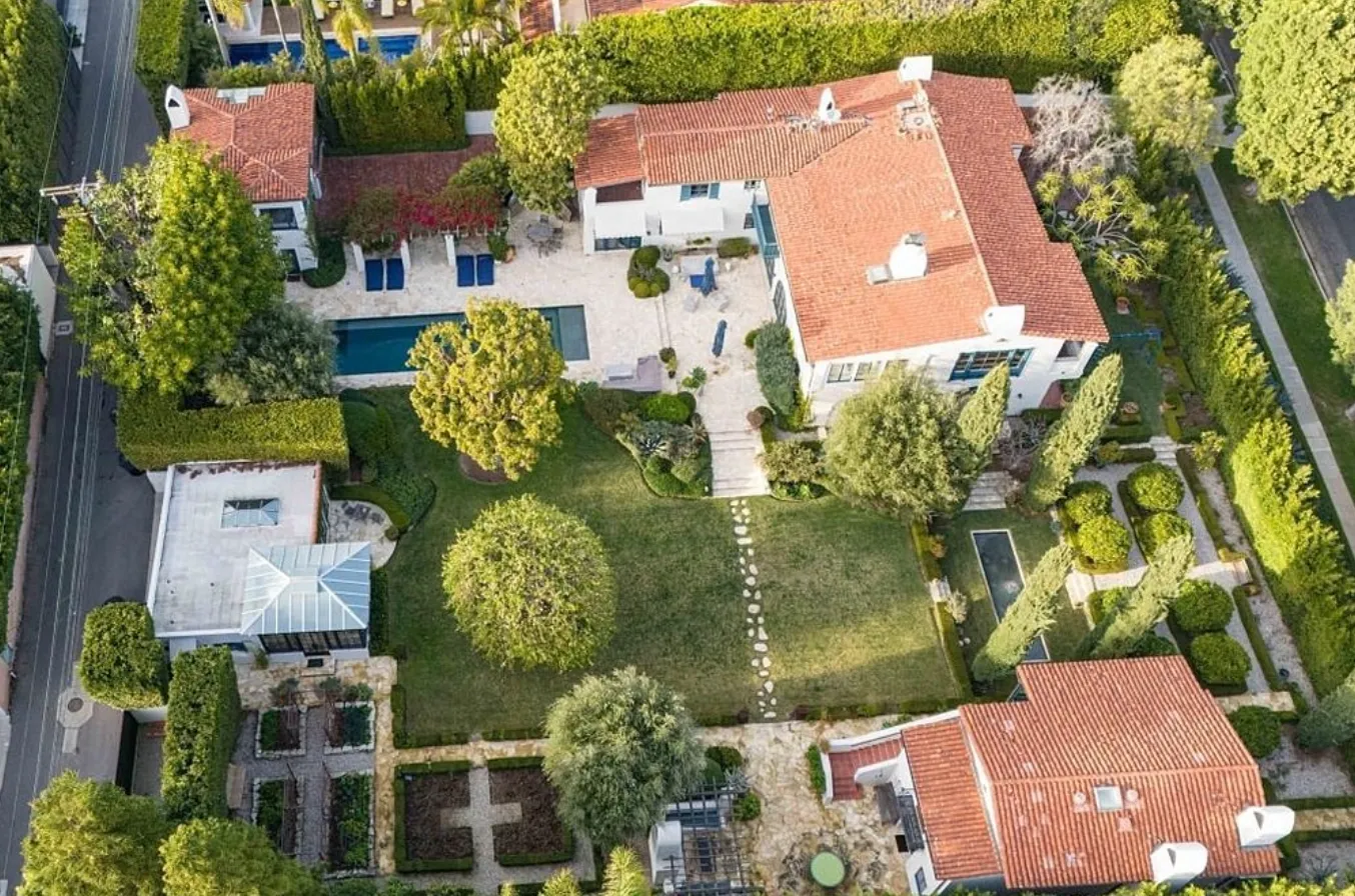 Selena Gomez and Fiancé Benny Blanco's $35 Million Beverly Hills Mansion