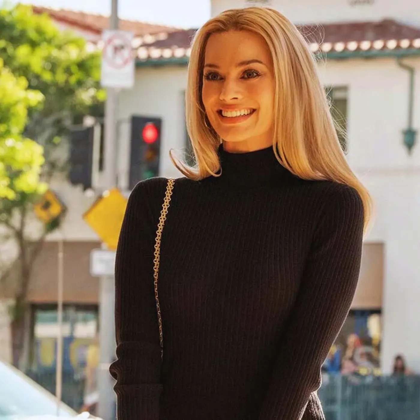 Margot Robbie’s Angelic Sharon Tate Transformation Is Sending the Internet into Meltdown