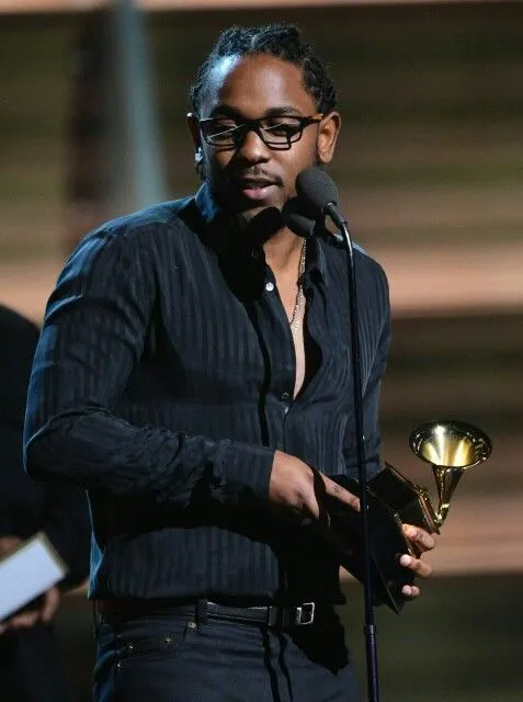 From Nothing in Compton to $140M — How Kendrick Lamar Turned His Pain Into Platinum and Left the World Speechless