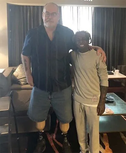 He Was Bleeding Out at 12 — The Cop Who Saved Lil Wayne’s Life Just Reappeared, and Their Emotional Reunion Left Millions in Tears 3 Lil Wayne about death of NOPD officer who saved his life: 'U refused to let me die' | Music | nola.com