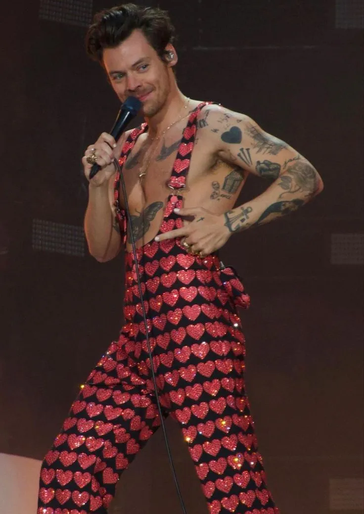 Party All Night? Inside Harry Styles’ 8 A.M. Music Marathon on the ‘Cotton Candy’ Yacht That’s Got the Internet Buzzing