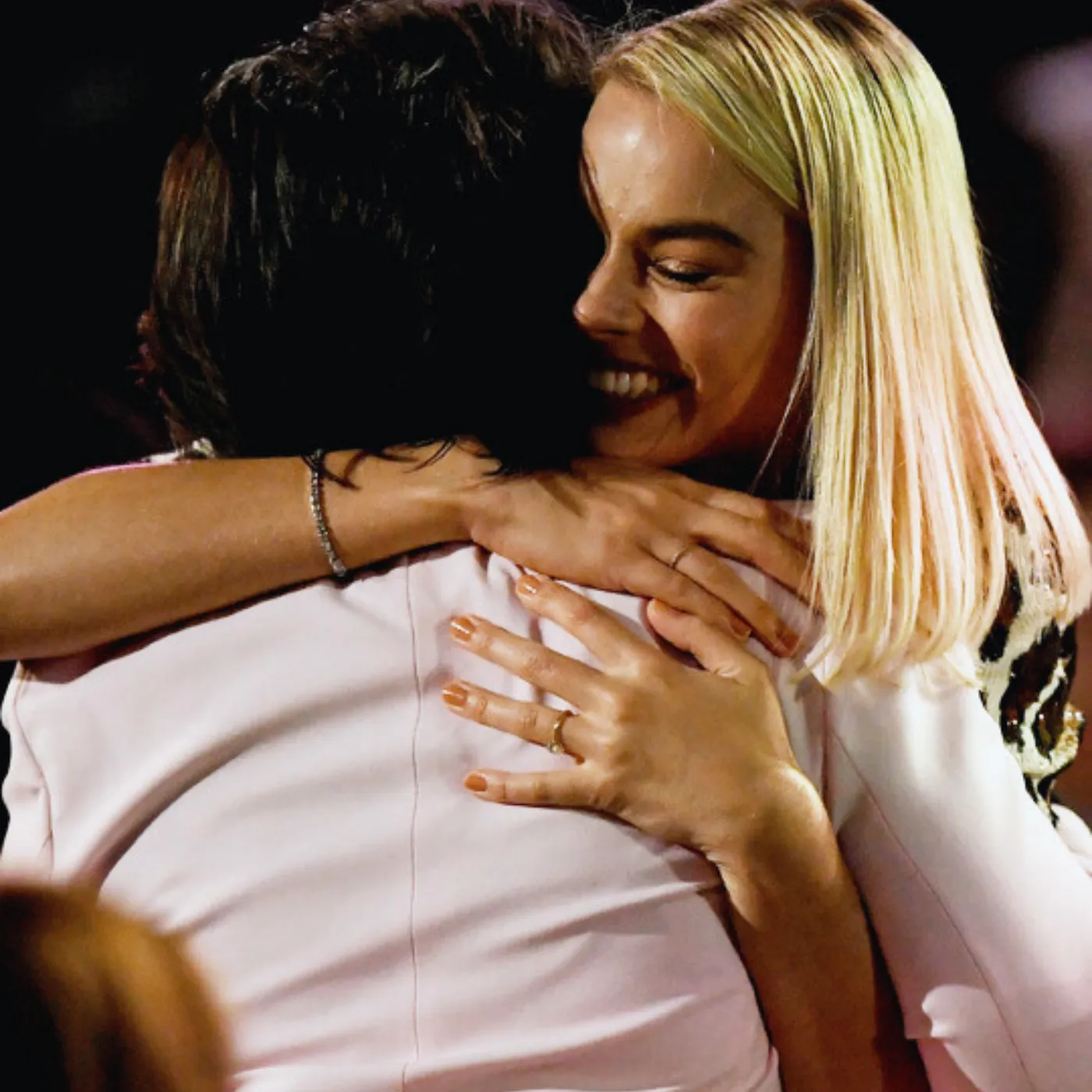 Margot Robbie Steals the Show While Timothée Chalamet Ignites Wild Frenzy at Kids Choice Awards