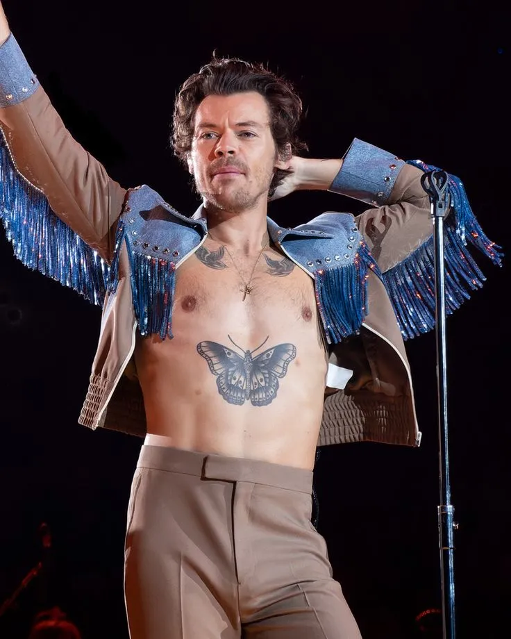 1188 Days Later — Harry Styles' ‘As It Was’ Still Rules the Charts and Fans Are Spiraling: ‘Is This Art or an Obsession?’ 2 1188 Days Later — Harry Styles' ‘As It Was’ Still Rules the Charts and Fans Are Spiraling: ‘Is This Art or an Obsession?’