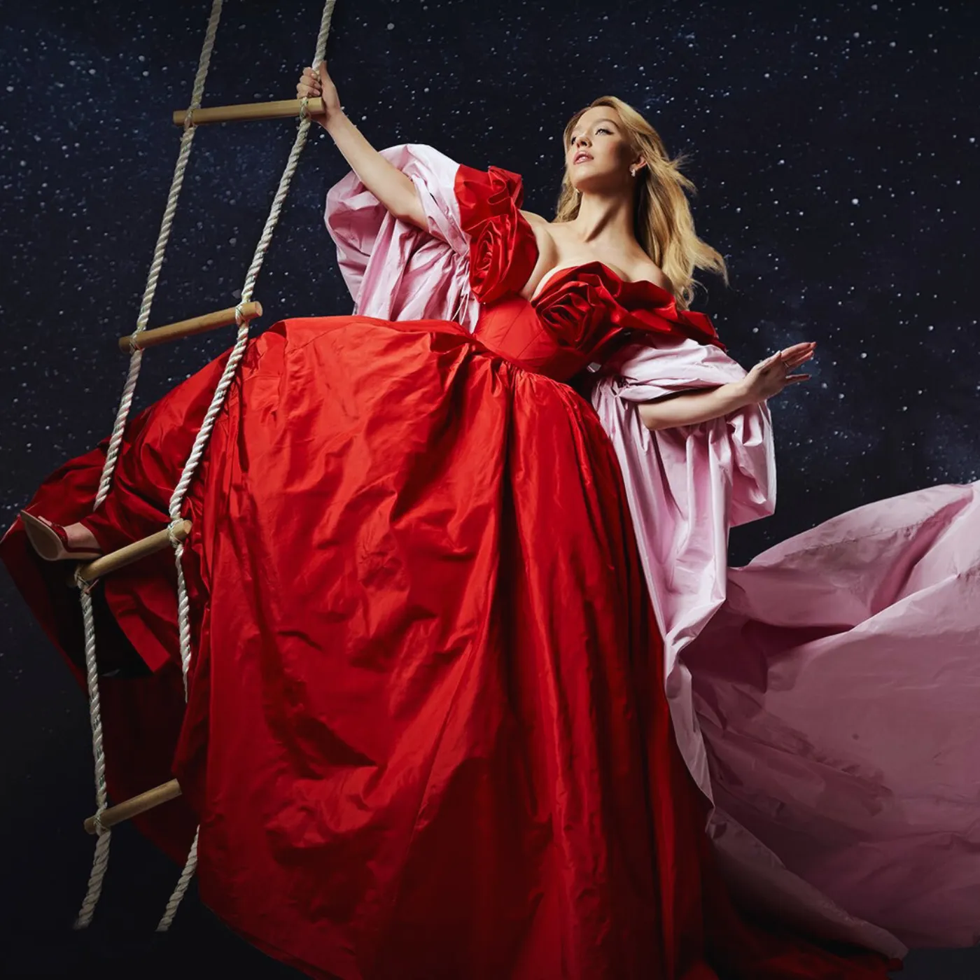 Sydney Sweeney’s Tequila-Soaked Sing-Along Ignites Wild Frenzy Among Bar Crowd