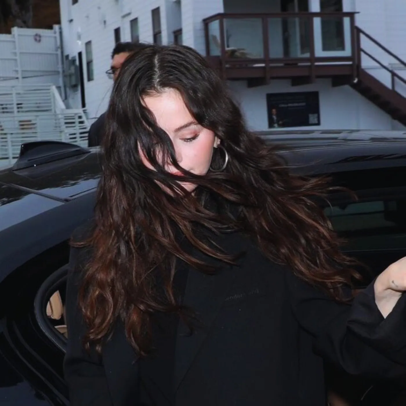 Selena Gomez Caught in Late-Night Meeting with Rihanna and Benny Blanco 3 Selena Gomez Caught in Late-Night Meeting with Rihanna and Benny Blanco